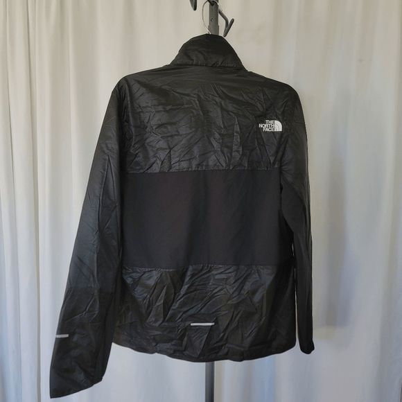 The north face mens  winter warm jacket black light weight size M - Picture 8 of 8